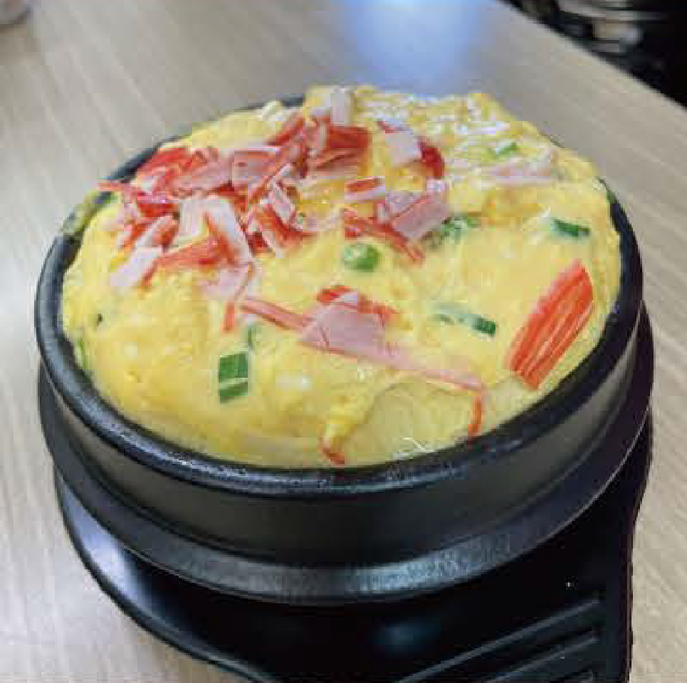 
                                    特製ダシをふわふわ卵で包んだ韓国風茶碗蒸しです